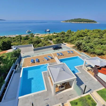 Cozy In With Sauna Rogoznica (Sibenik-Knin)