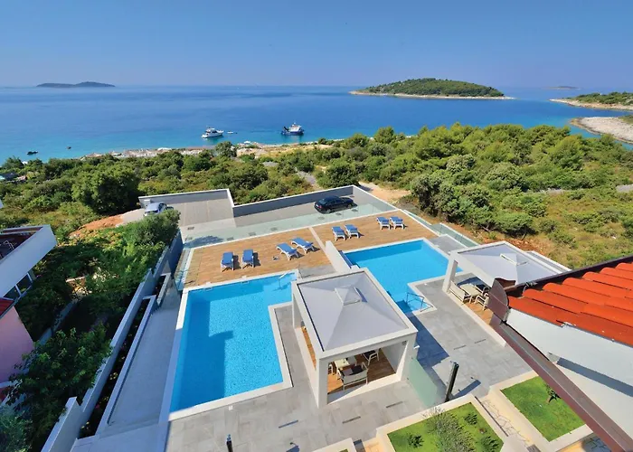 Cozy In With Sauna Rogoznica (Sibenik-Knin)