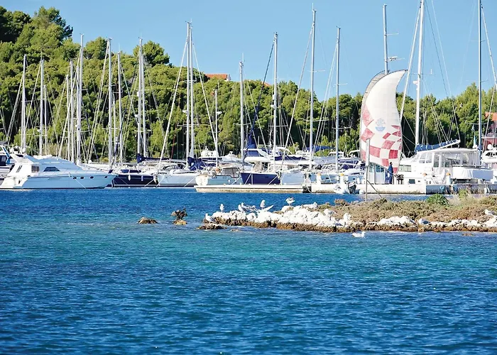 Cozy In With Sauna Rogoznica (Sibenik-Knin)